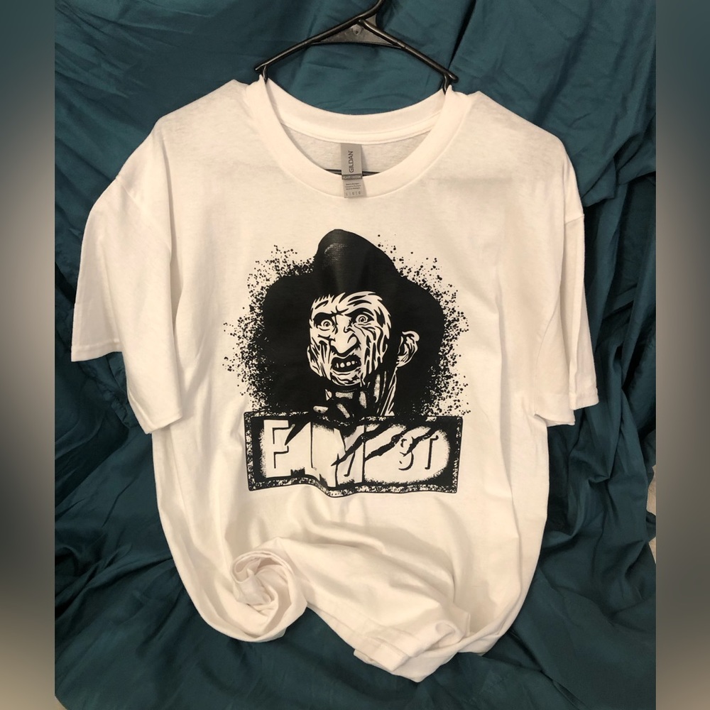 I make shirts!! Elm St.